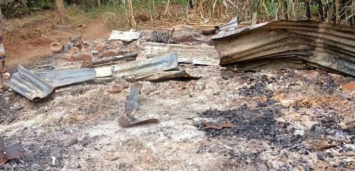 Kenyan Man Burns His House
