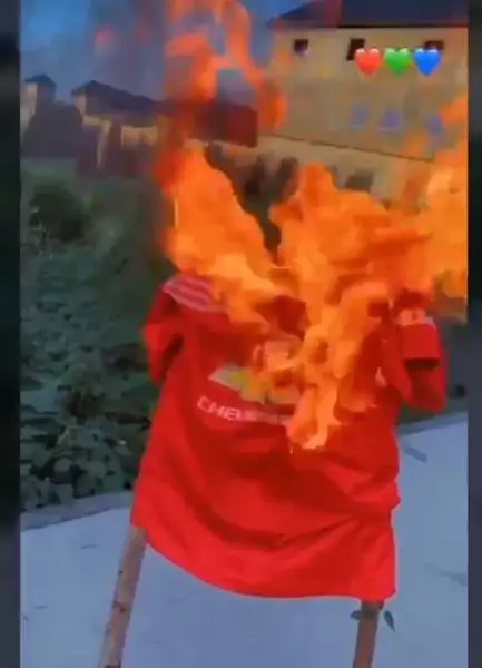 United Fan Burns His Jersey