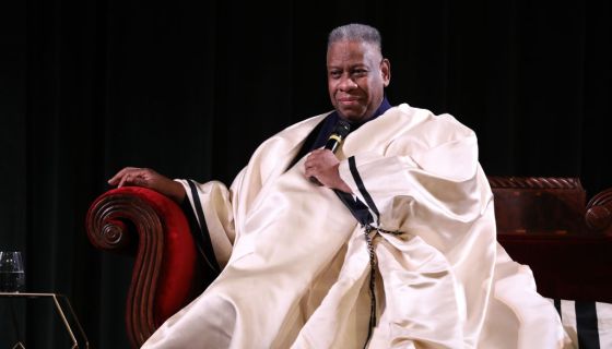 Former ‘Vogue’ Editor André Leon Talley Dies At 73, Twitter Salutes The Legend
