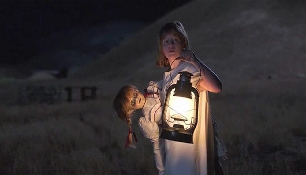 Who Dies In Annabelle: Creation? What Happens To The Mom?