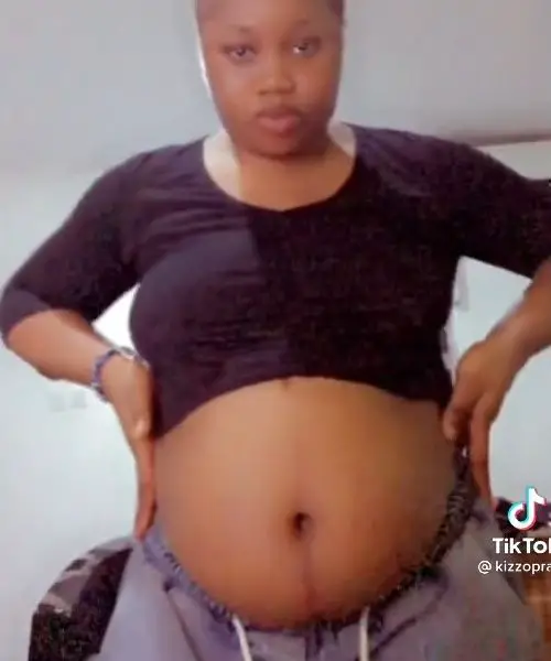 Viral Video: Nigerian lady who was expecting a baby girl left heartbroken after losing the months-old pregnancy (WATCH) - YabaLeftOnline