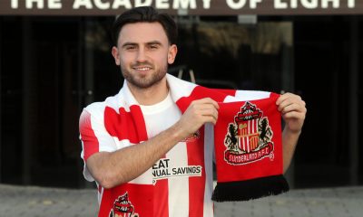 Patrick Roberts completed his move to Sunderland from Man City