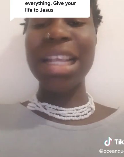 "Keep your life with Jesus, my life belongs to the “God of creation” and my own river" – Nigerian Water Priestess tells Christian woman telling her to go ‘give her life to Jesus’ (Video) - YabaLeftOnline