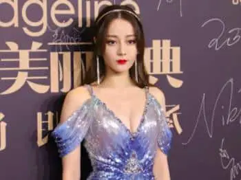 Dilraba Dilmurat Age, Wiki, Biography, Husband, Height in feet, Net Worth & Many More