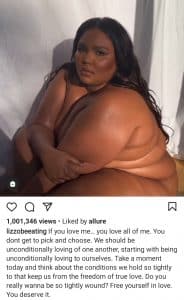Lizzo Goes Completely Naked 