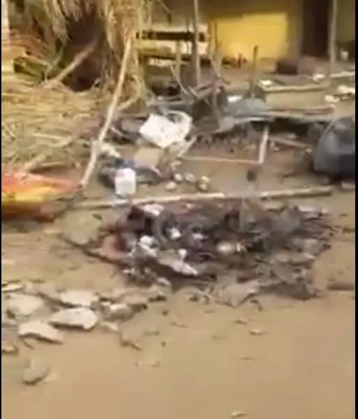 Youths demolish a shrine where people’s destinies were allegedly tied in Orifite, Anambra State - YabaLeftOnline