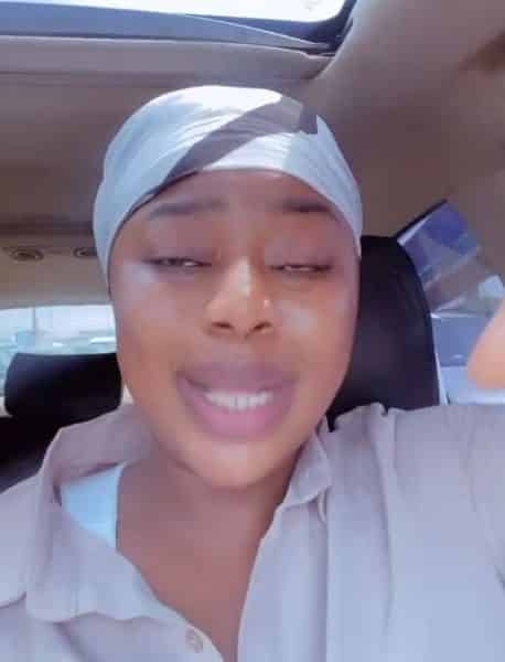Comedian, Ashmusy calls out Lagos filling station for selling water as fuel (video) - YabaLeftOnline