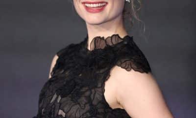 Alison Sudol (Actress) Wiki, Biography, Age, Boyfriend, Family, Facts and More - Wikifamouspeople