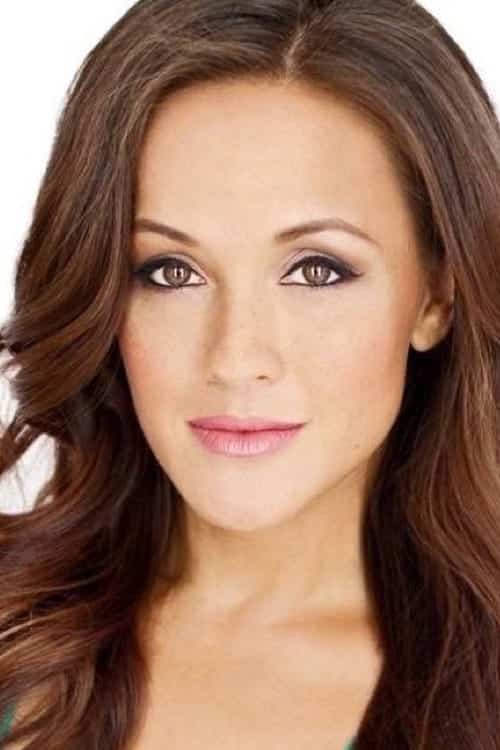 Crystal Lowe (Actress) Wiki, Biography, Age, Boyfriend, Family, Facts and More - Wikifamouspeople