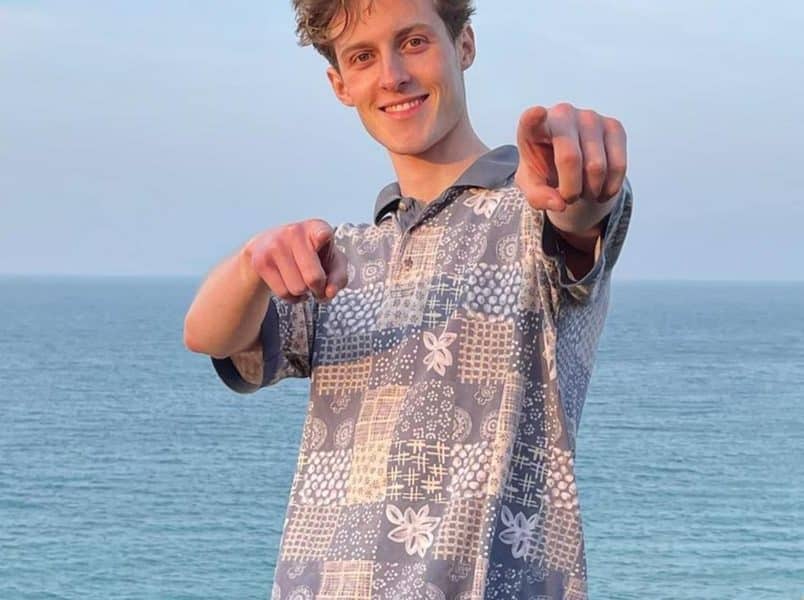 Danny McMahon (Tiktok Star) Wiki, Biography, Age, Girlfriends, Family, Facts and More - Wikifamouspeople