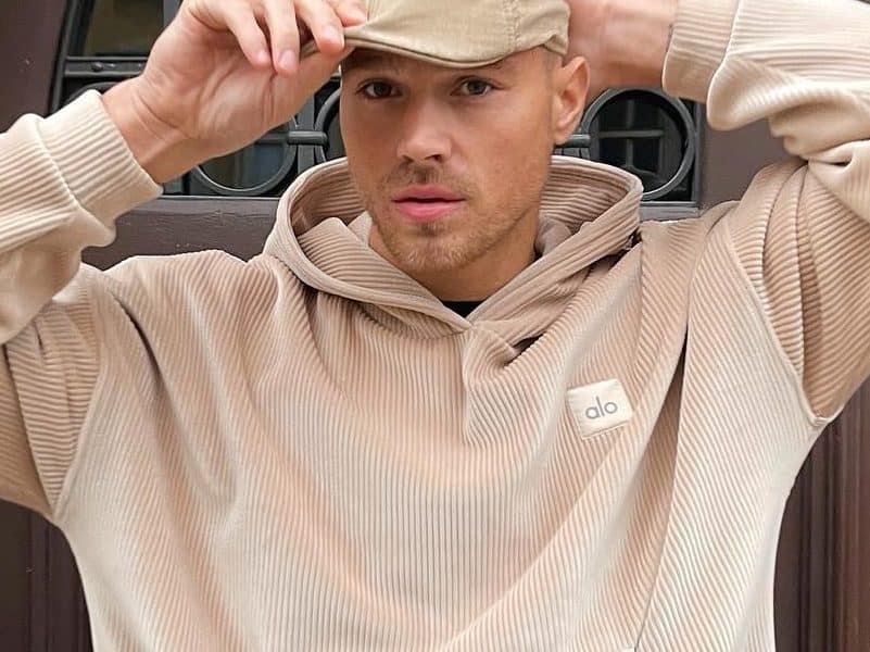 Matthew Noszka (Actor) Wiki, Biography, Age, Girlfriends, Family, Facts and More - Wikifamouspeople