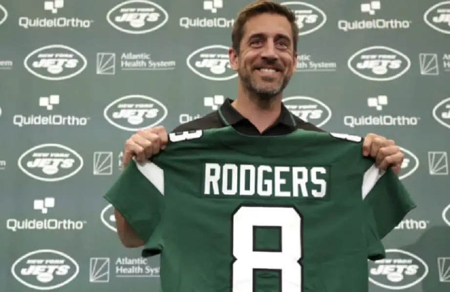 Aaron Rodgers-QB is introduced by the Jets and projects his future